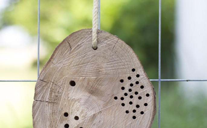 Insektenhotel Baumscheibe | we love handmade