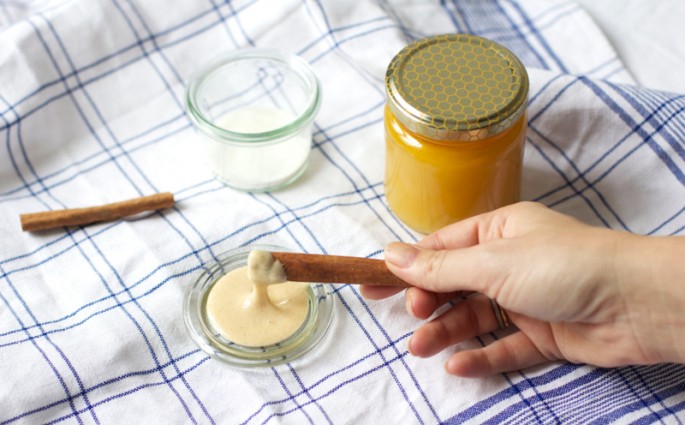 Ausführliche DIY Anleitung für Honig-Gesichtsmaske