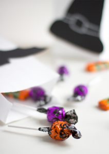 Halloween-Sackerl befüllen | we love handmade