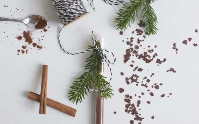Gastgeschenk: Trinkschokolade DIY | we love handmade