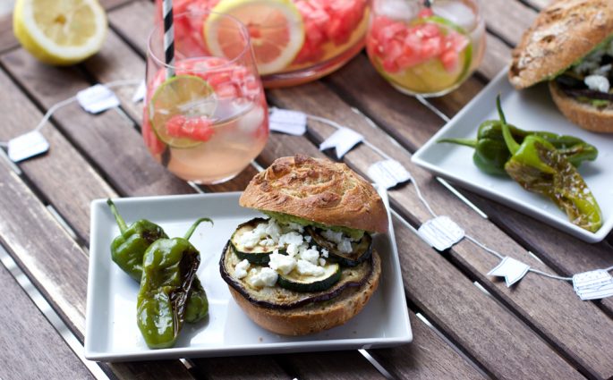 Grillen: Veggie-Burger mit Grillgemüse | we love handmade