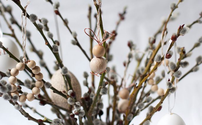 Oster-DIY: Osterhasen aus Holzperlen | we love handmade