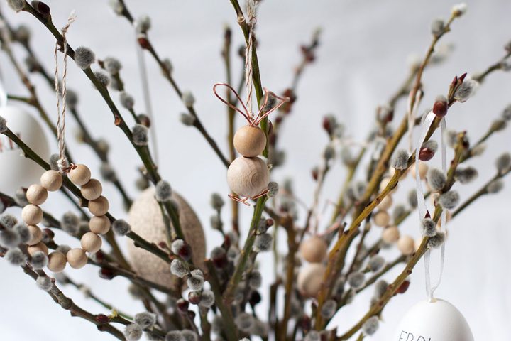 Oster-DIY: Osterhasen aus Holzperlen | we love handmade