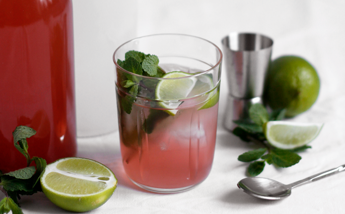 Rezept: Moscow Mule mit selbst gemachtem Rosen-Ginger-Beer | we love handmade