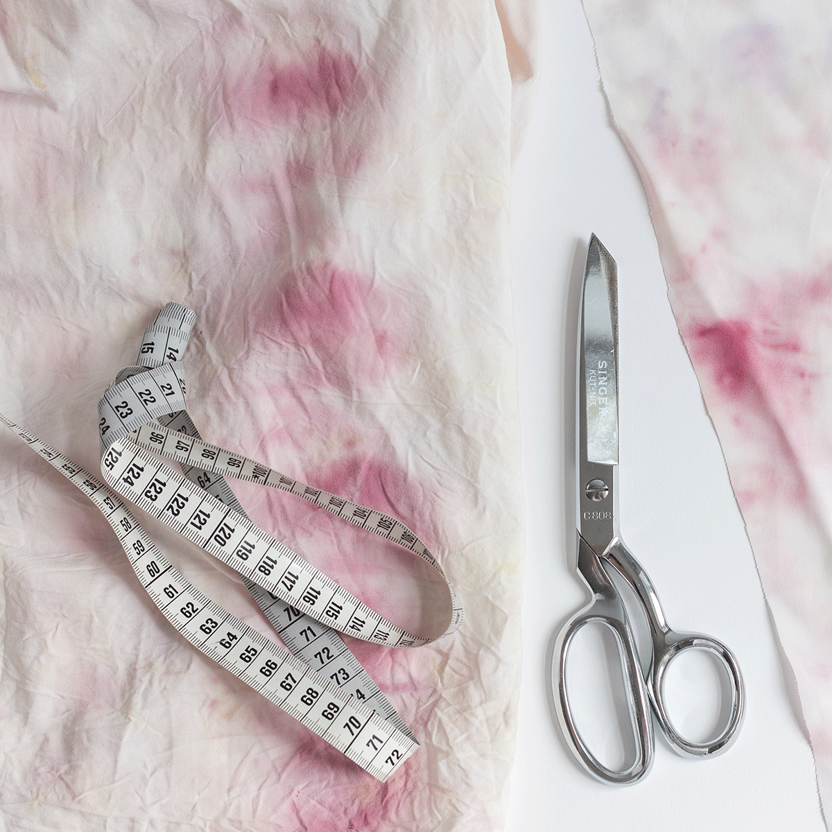 Kombiticket: Färbe- und Näh-Workshop im Néon Shared Atelier | Workshop-Programm 2024 we love handmade